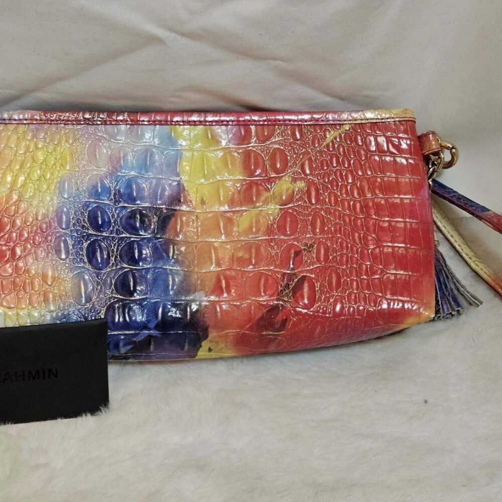 Brahmin Medium Asher Tote Dandy with matching Kayla Wristlet EUC ART - Picture 3 of 9
